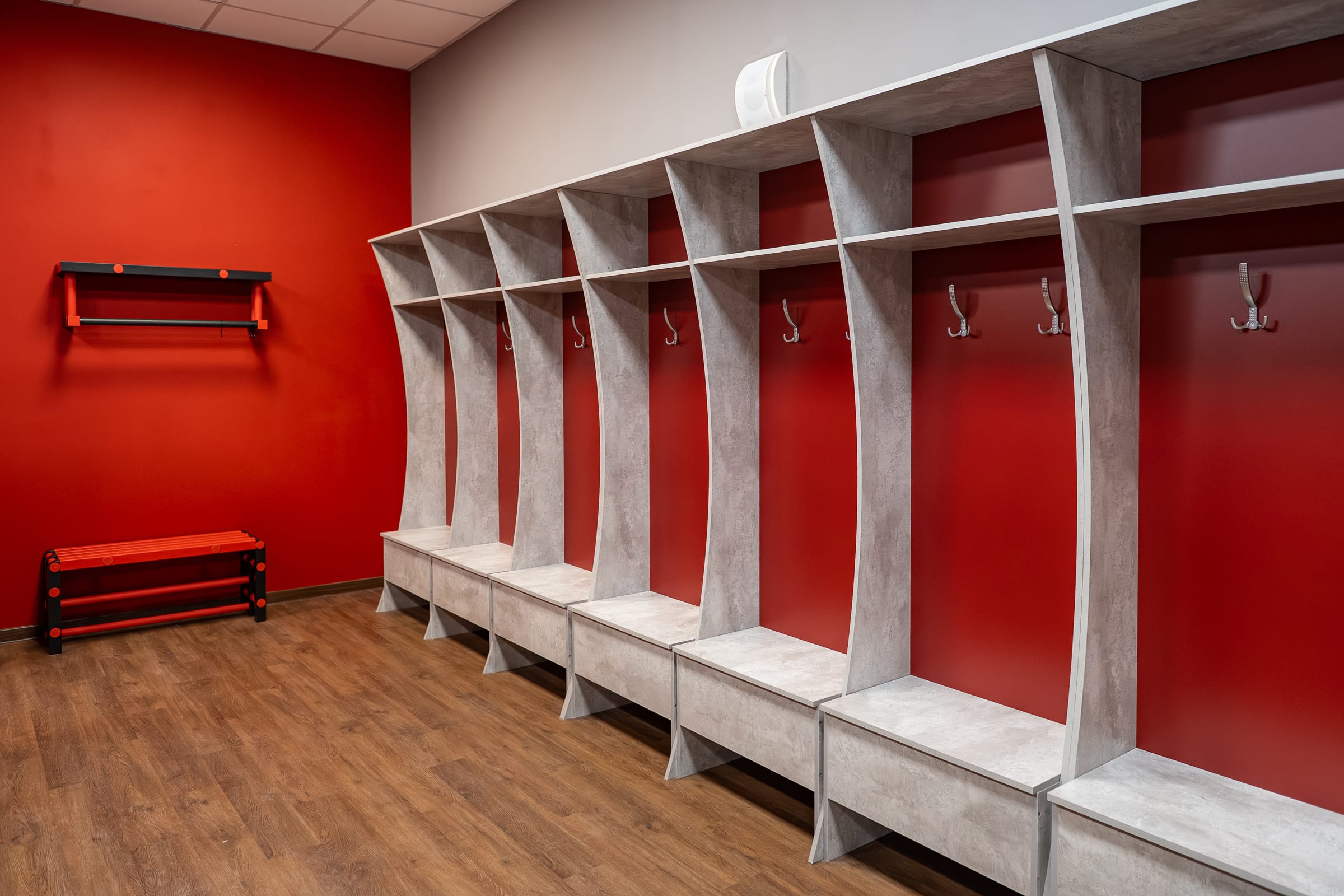 Зона раздевалок и сервиса — фото 3